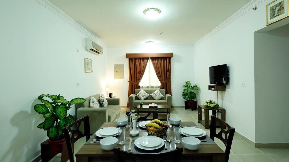 La Villa Inn Hotel Apartments Doha Exteriör bild