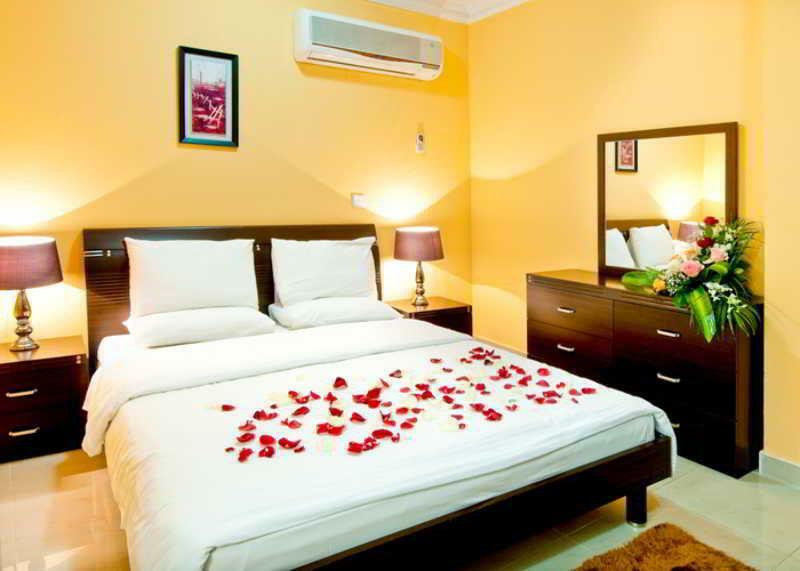 La Villa Inn Hotel Apartments Doha Exteriör bild